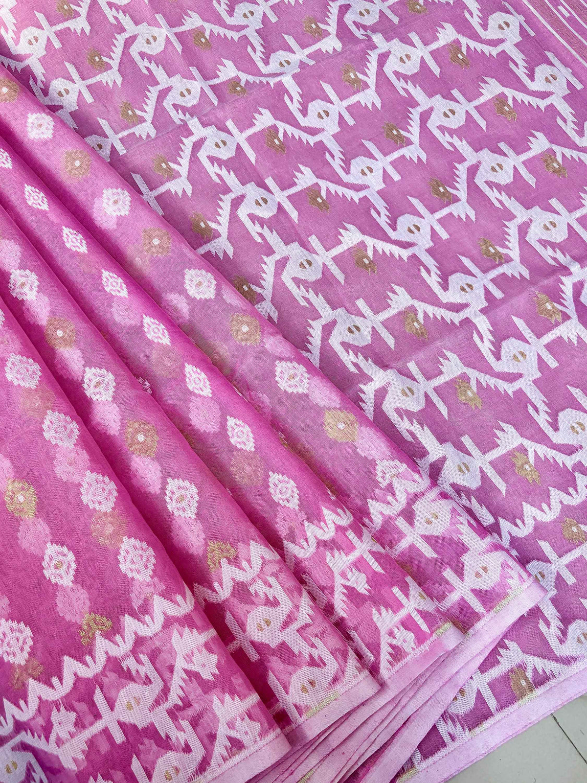 Pink Bengal Jamdani Saree