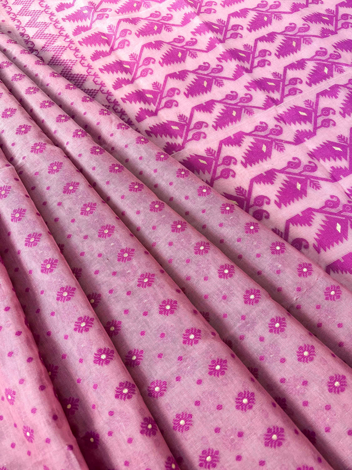 Mauve-Magenta Bengal Jamdani Saree