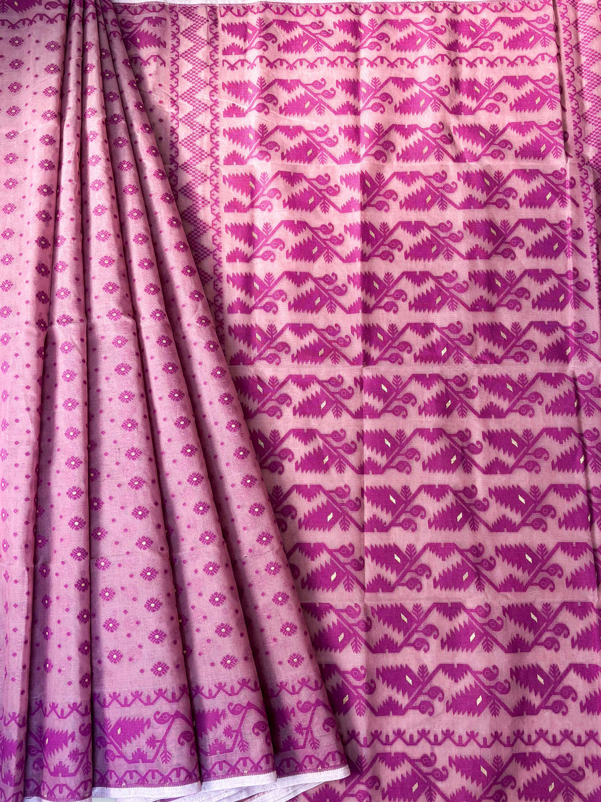 Mauve-Magenta Bengal Jamdani Saree