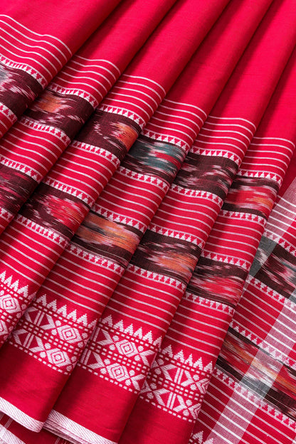 Red white Dhaniakhali Ikat Woven Fish Motifs Border Cotton Saree