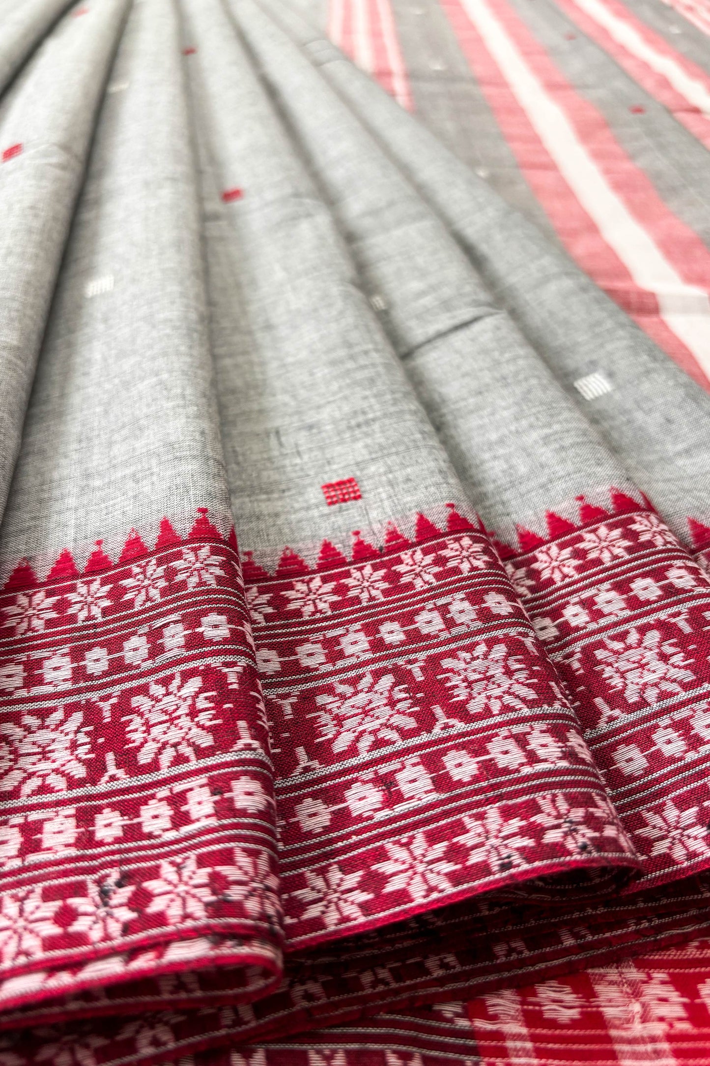 Grey Dhaniakhali Cotton Saree Red Woven Borders