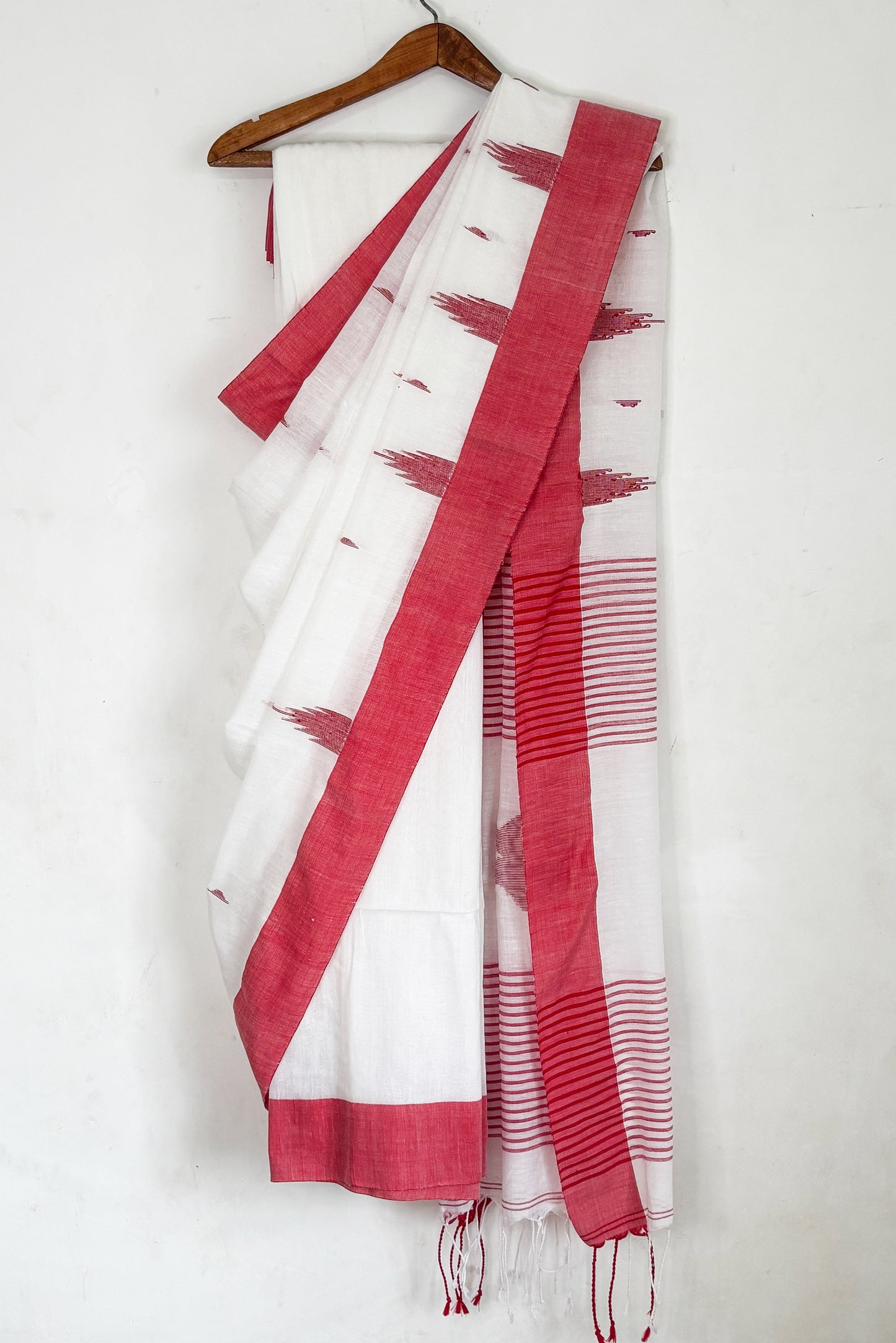 White Red Bengal Cotton Saree with Star Woven Palla